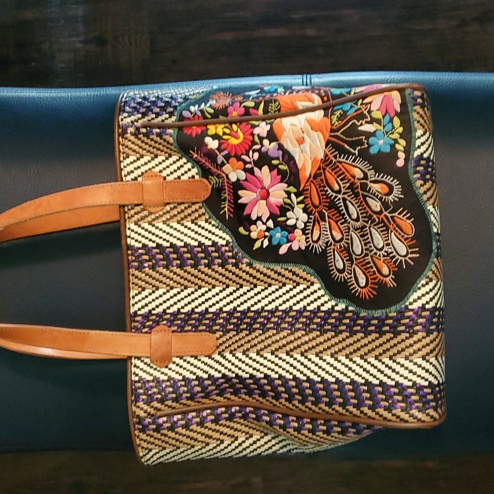 Consuela tote